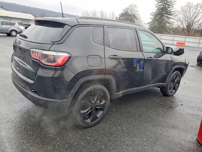 Photo 3 from auction – 2021 JEEP COMPASS with VIN 3C4NJDBB2MT516913