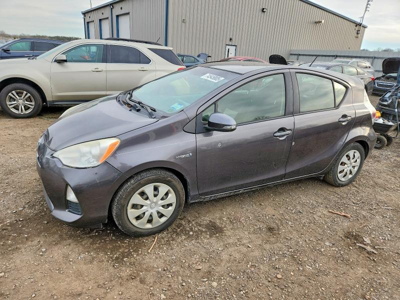 TOYOTA PRIUS C 2012 with VIN JTDKDTB33C1527728 - Photo from auction