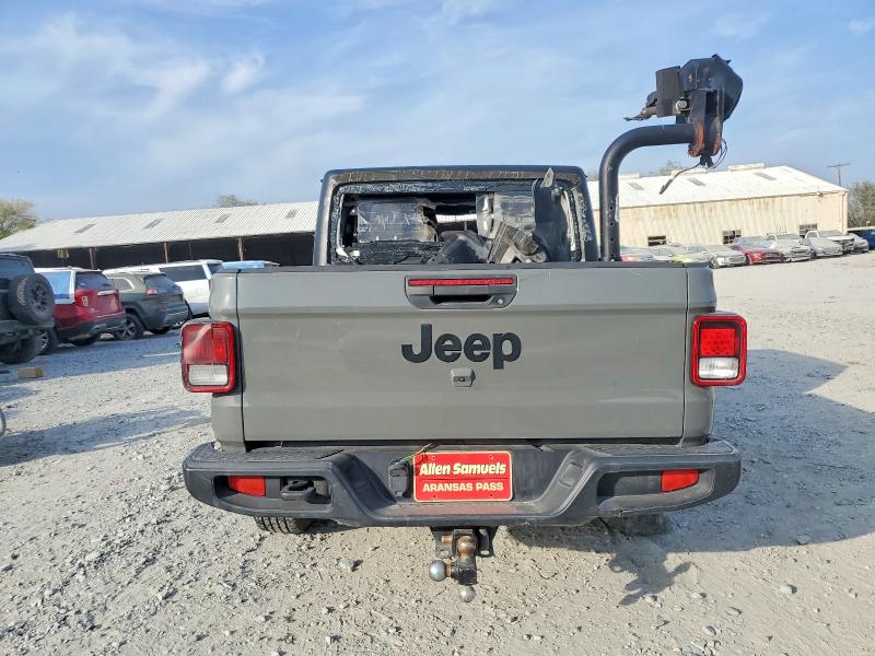 Photo 6 from auction – 2022 JEEP GLADIATOR with VIN 1C6HJTAG0NL161524