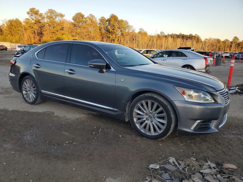 Photo 4 from auction – 2013 LEXUS LS 460 with VIN JTHBL5EF5D5122757