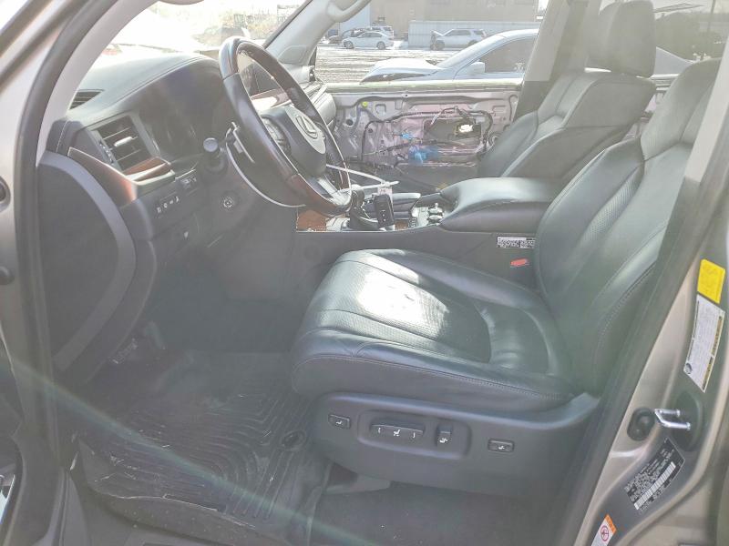 Photo 7 from auction – 2016 LEXUS LX 570 with VIN JTJHY7AX0G4220254