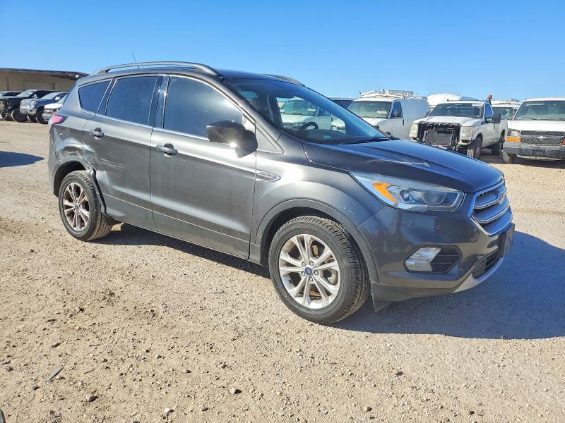 Photo 4 from auction – 2018 FORD ESCAPE SEL with VIN 1FMCU0HD3JUB72053