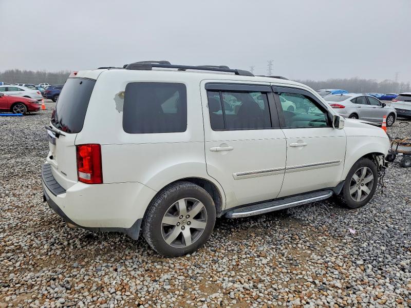 Photo 3 from auction – 2012 HONDA PILOT with VIN 5FNYF3H94CB027729