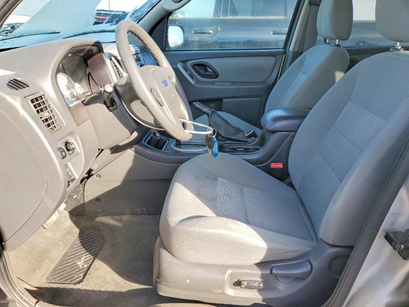 Photo 7 from auction – 2005 FORD ESCAPE XLT with VIN 1FMYU93105KE16072