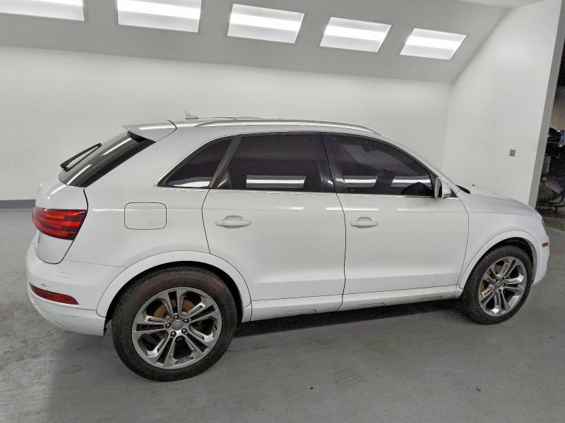 Фото 3 с аукциона – 2015 AUDI Q3 PRESTIG с VIN WA1GFCFS0FR009464