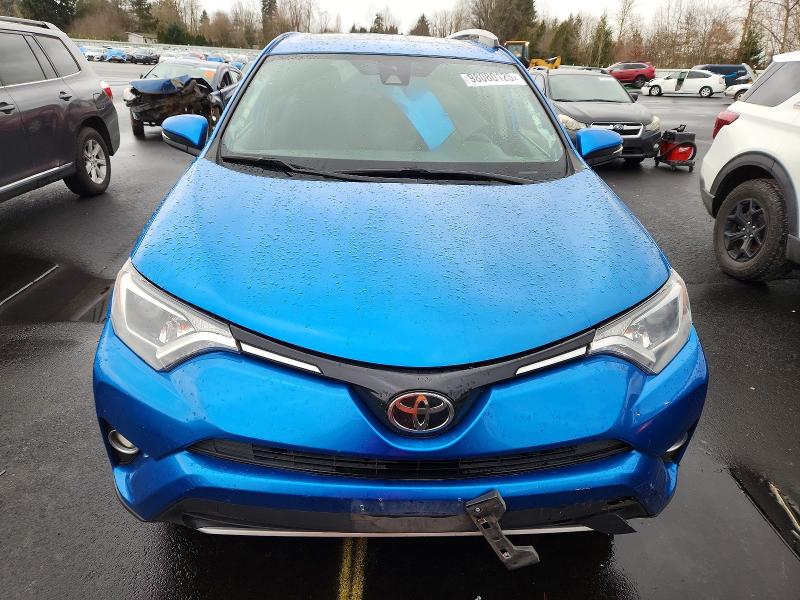 Photo 5 from auction – 2018 TOYOTA RAV4 ADVEN with VIN 2T3RFREV0JW753958