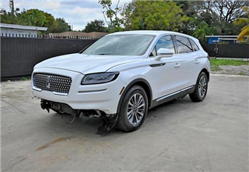 Photo 2 from auction – 2021 LINCOLN NAUTILUS with VIN 2LMPJ6J95MBL16543