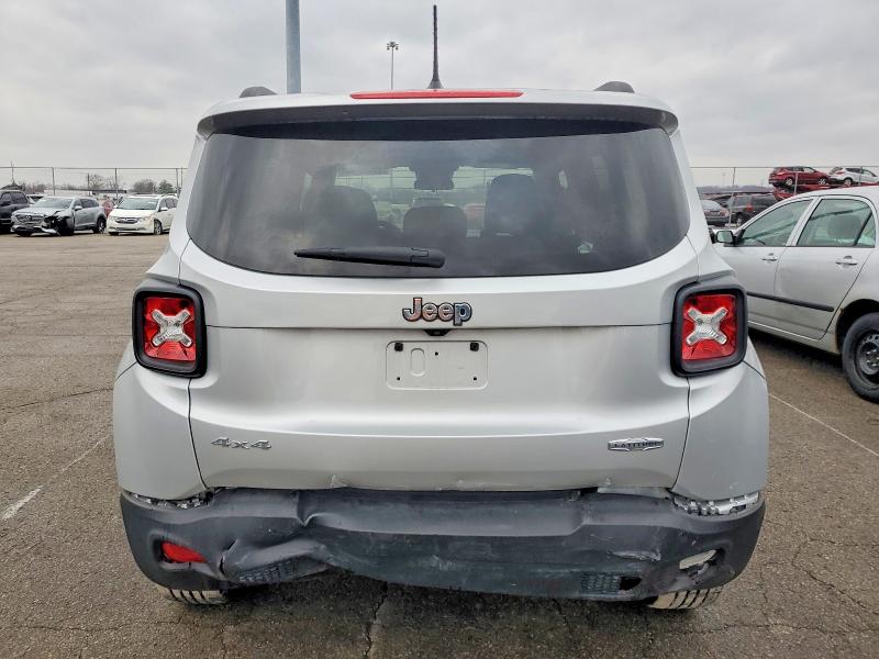 Photo 6 from auction – 2016 JEEP RENEGADE with VIN ZACCJBBT6GPC88088