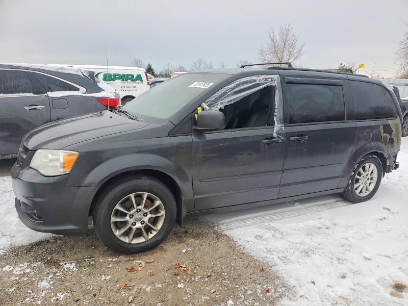 DODGE GRAND CARA 2012 مع رقم تعريف المركبة 2C4RDGEG4CR228961 - صورة من المزاد