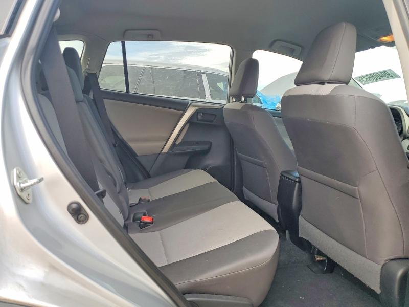 Photo 11 from auction – 2014 TOYOTA RAV4 LE with VIN 2T3ZFREV0EW113173