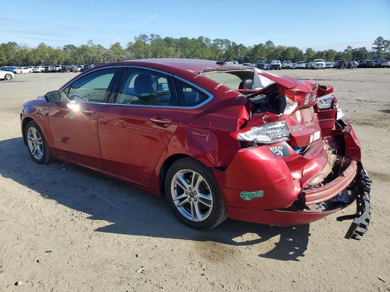 Фото 2 с аукциона – 2016 FORD FUSION с VIN 3FA6P0SU7GR304996