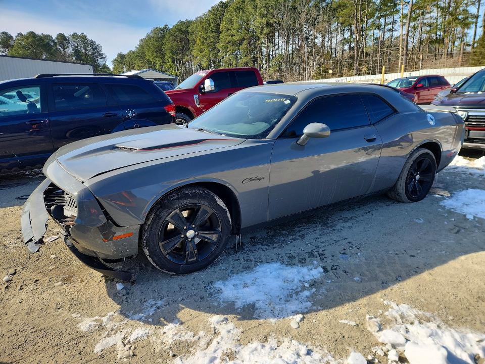 DODGE CHALLENGER 2019 with VIN 2C3CDZAG2KH718993 - Photo from auction