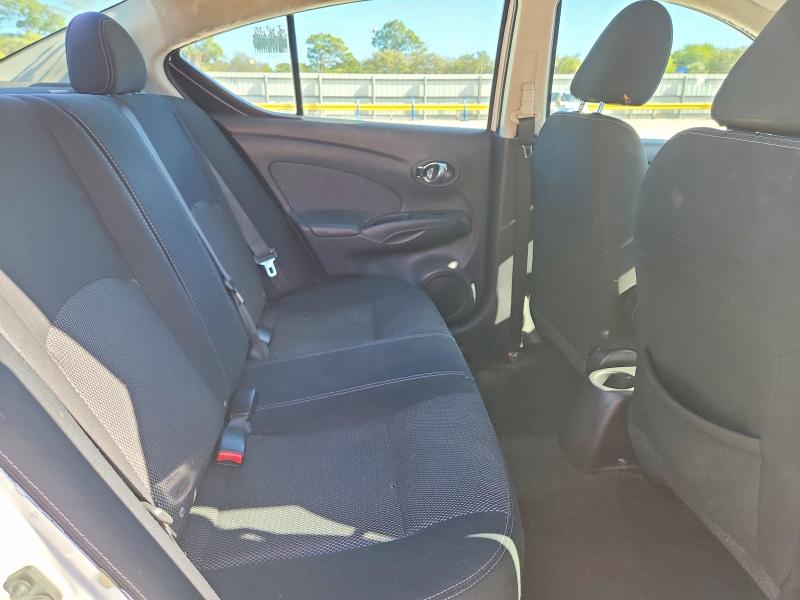 Photo 10 from auction – 2016 NISSAN VERSA S with VIN 3N1CN7AP8GL886362
