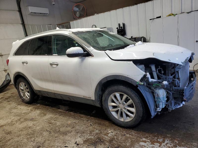 Photo 4 from auction – 2016 KIA SORENTO LX with VIN 5XYPGDA56GG043869