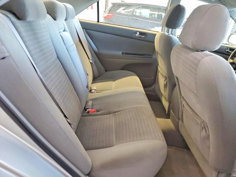 Photo 10 from auction – 2005 TOYOTA CAMRY LE with VIN 4T1BE32K75U550270