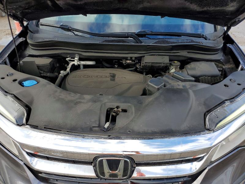 Photo 11 from auction – 2021 HONDA PILOT TOUR with VIN 5FNYF5H60MB027438