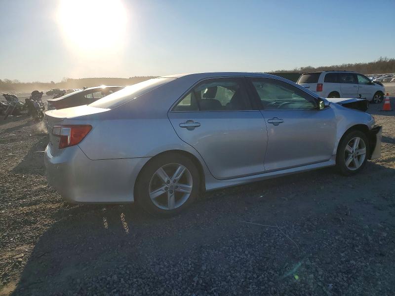 Photo 3 from auction – 2014 TOYOTA CAMRY L with VIN 4T1BF1FK3EU393624