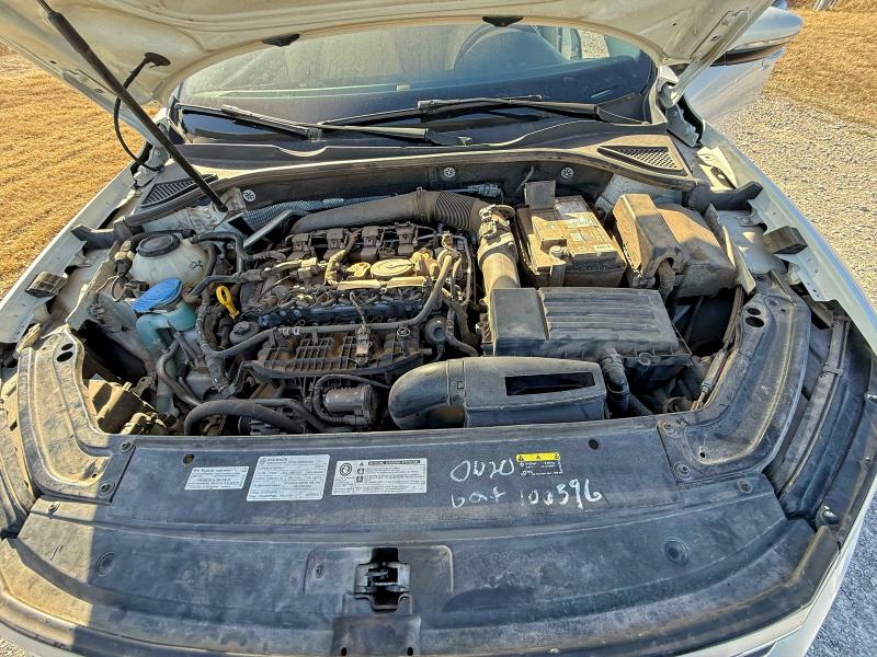 Photo 7 from auction – 2018 VOLKSWAGEN PASSAT S with VIN 1VWAA7A33JC047765