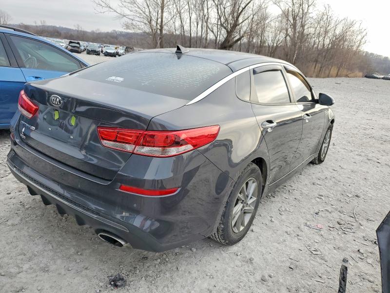 Photo 3 from auction – 2019 KIA OPTIMA with VIN 5XXGT4L38KG297832