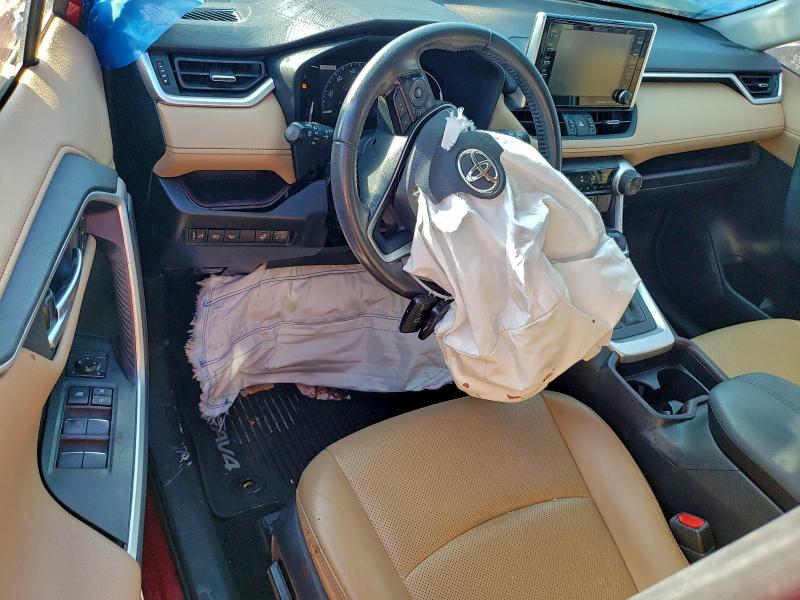 Photo 8 from auction – 2019 TOYOTA RAV4 LIMIT with VIN JTMN1RFV2KD037377