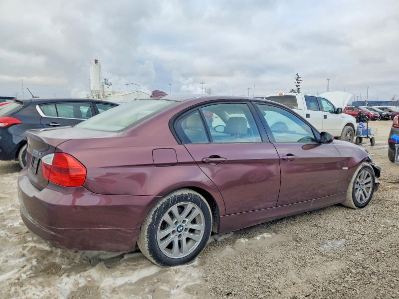 Photo 3 from auction – 2006 BMW 325 XI with VIN WBAVD13596KV06962