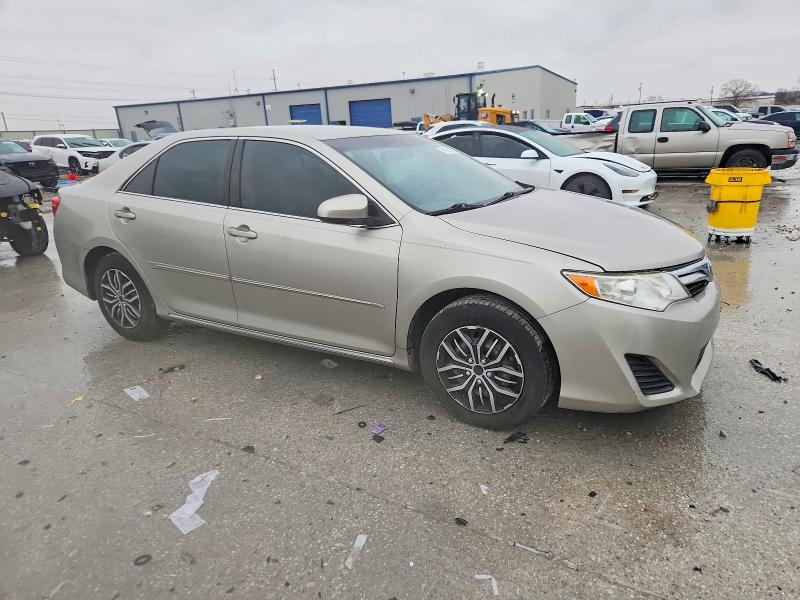 Photo 4 from auction – 2014 TOYOTA CAMRY L with VIN 4T4BF1FK8ER410374