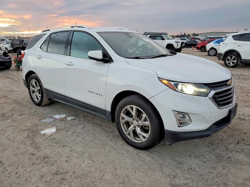 Photo 4 from auction – 2019 CHEVROLET EQUINOX LT with VIN 2GNAXVEX7K6131799