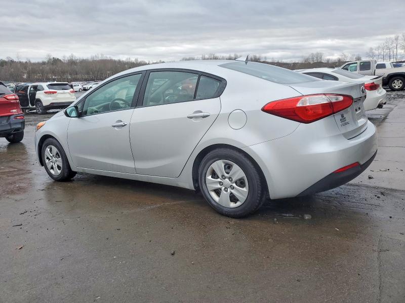 Photo 2 from auction – 2016 KIA FORTE LX with VIN KNAFX4A67G5560530