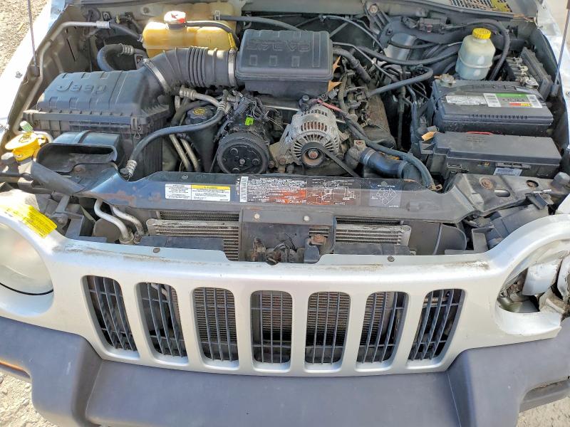 Photo 12 from auction – 2003 JEEP LIBERTY with VIN 1J4GL48K83W697948