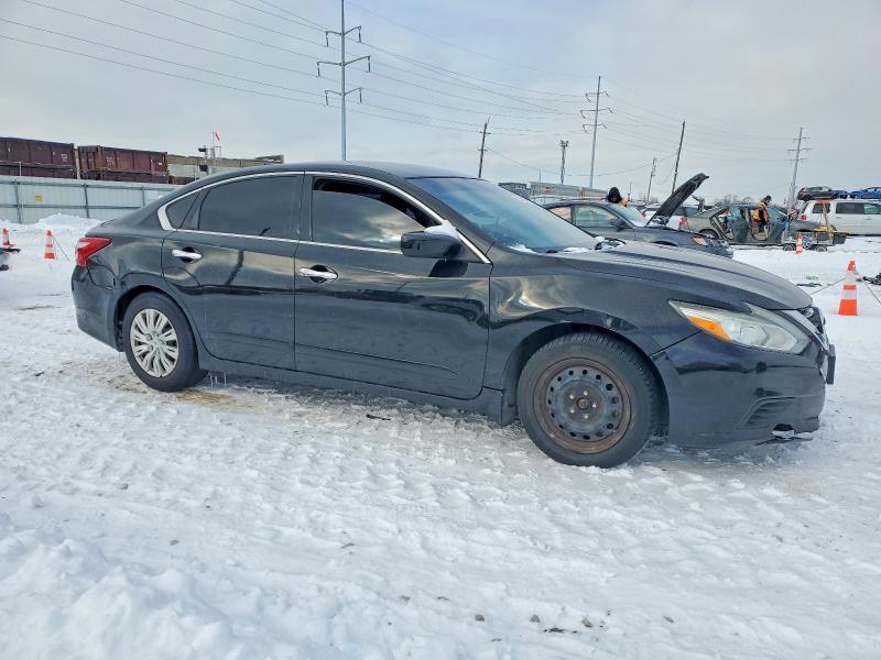 Photo 4 from auction – 2016 NISSAN ALTIMA 2.5 with VIN 1N4AL3AP8GC143205