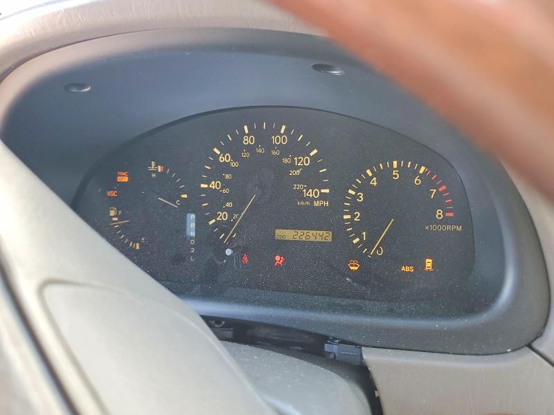 Photo 8 from auction – 2003 LEXUS RX with VIN JTJGF10U530163296