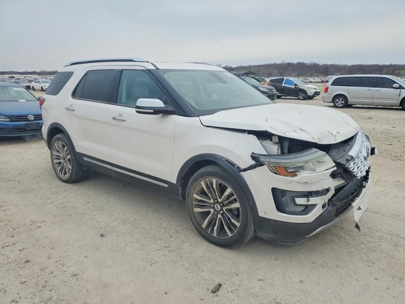Photo 4 from auction – 2017 FORD EXPLORER with VIN 1FM5K8HTXHGB27558