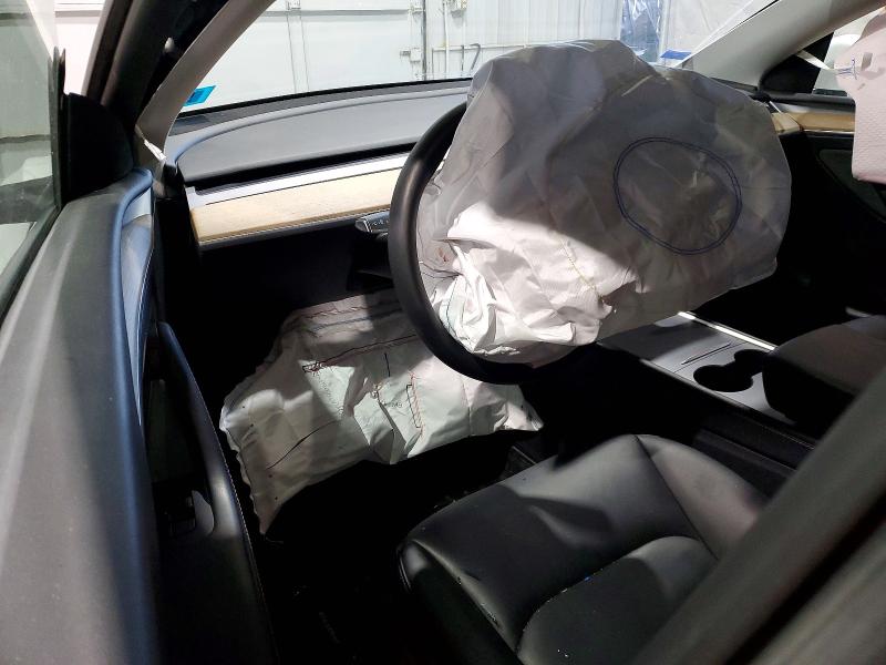 Photo 8 from auction – 2022 TESLA MODEL Y with VIN 7SAYGDEE2NA011942