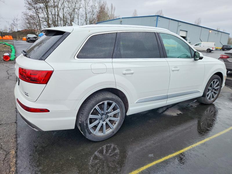 Photo 3 from auction – 2017 AUDI Q7 PRESTIG with VIN WA1VAAF71HD049428
