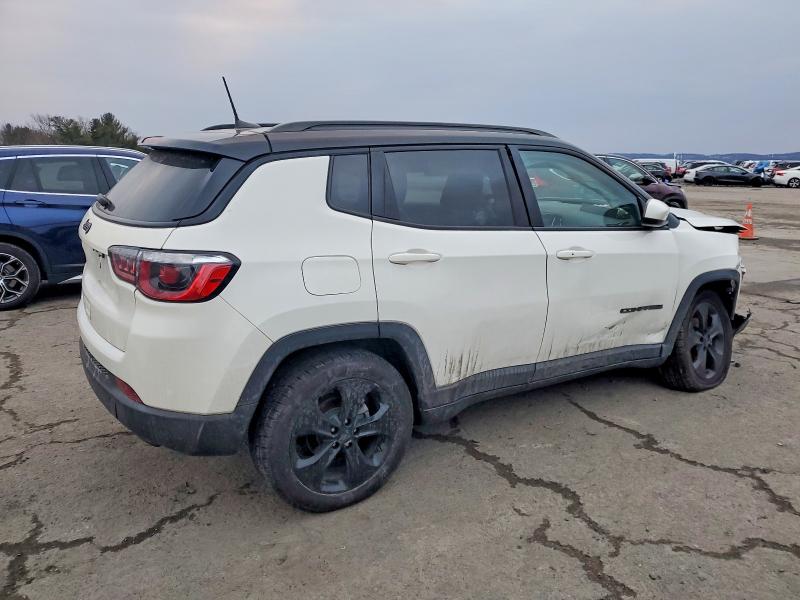 Photo 3 from auction – 2018 JEEP COMPASS LA with VIN 3C4NJDBB1JT298703
