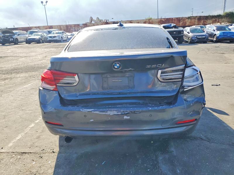 Photo 6 from auction – 2016 BMW 320 with VIN WBA8E1G50GNT33577