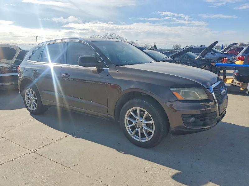 Foto 4 de la subasta – 2011 AUDI Q5 PREMIUM con VIN WA1LFAFP5BA021844