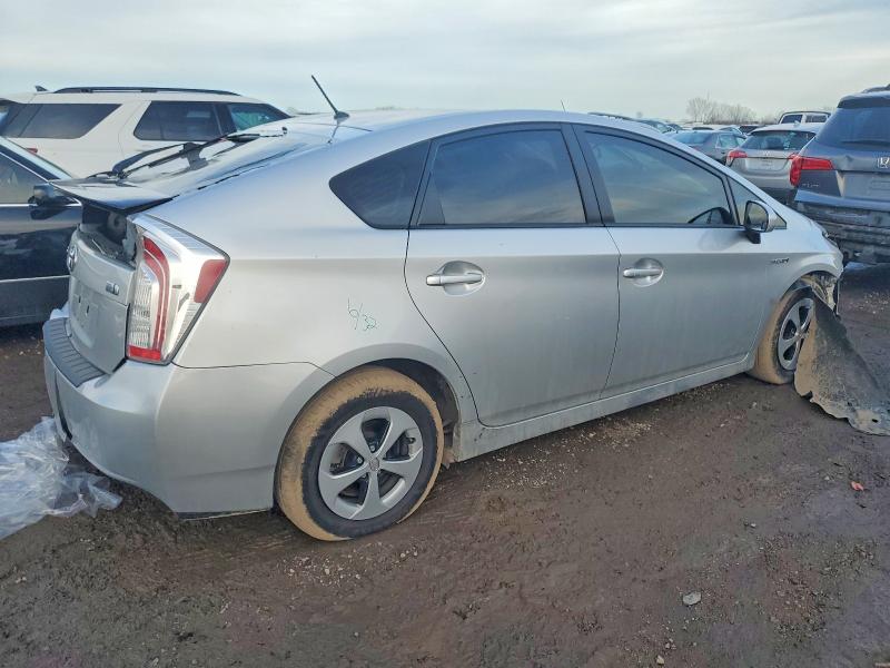 Photo 3 from auction – 2014 TOYOTA PRIUS with VIN JTDKN3DU0E1746197