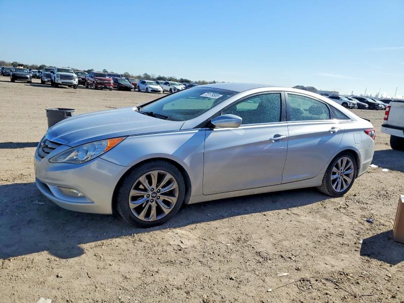 HYUNDAI SONATA 2013 with VIN 5NPEC4AC5DH771480 - Photo from auction