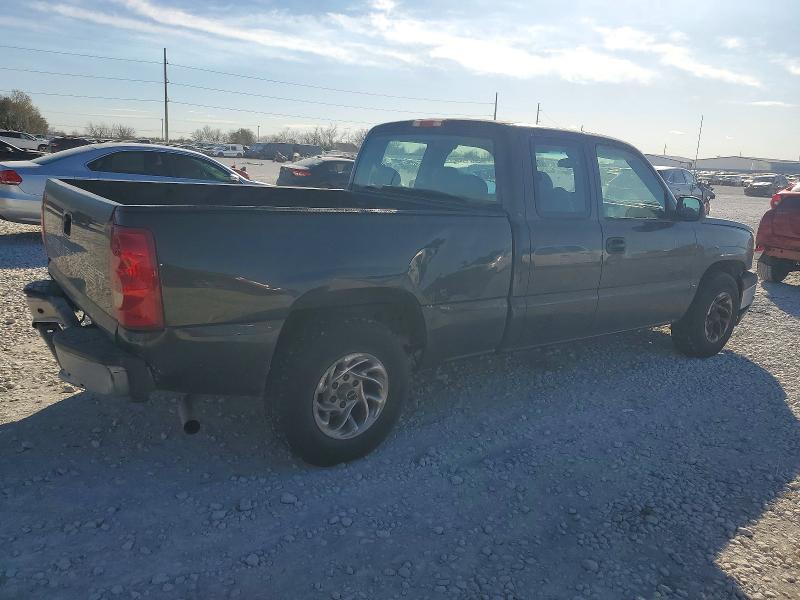 Photo 3 from auction – 2003 CHEVROLET SILVERADO with VIN 2GCEC19X031343208