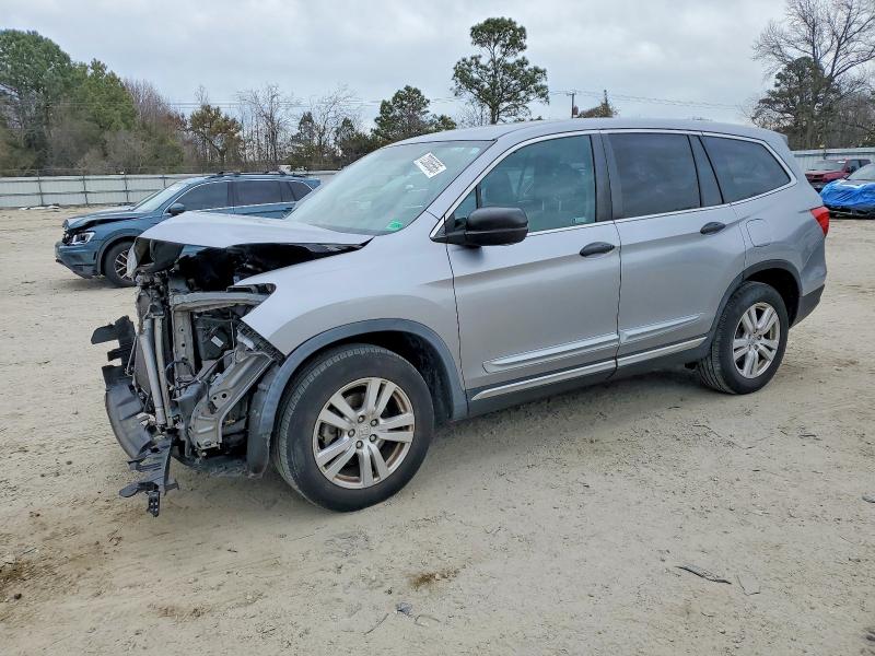 HONDA PILOT 2018 with VIN 5FNYF5H14JB019536 - Photo from auction