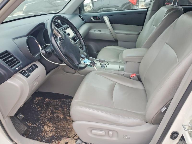 Photo 7 from auction – 2013 TOYOTA HIGHLANDER with VIN 5TDBK3EH4DS232705