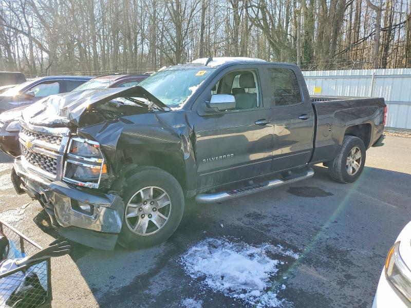 CHEVROLET SILVERADO 2015 with VIN 1GCRCREH6FZ337701 - Photo from auction