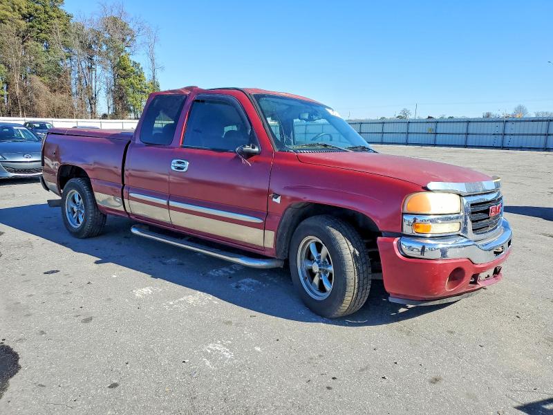 Photo 4 from auction – 2005 GMC NEW SIERRA with VIN 2GTEC19V451270250