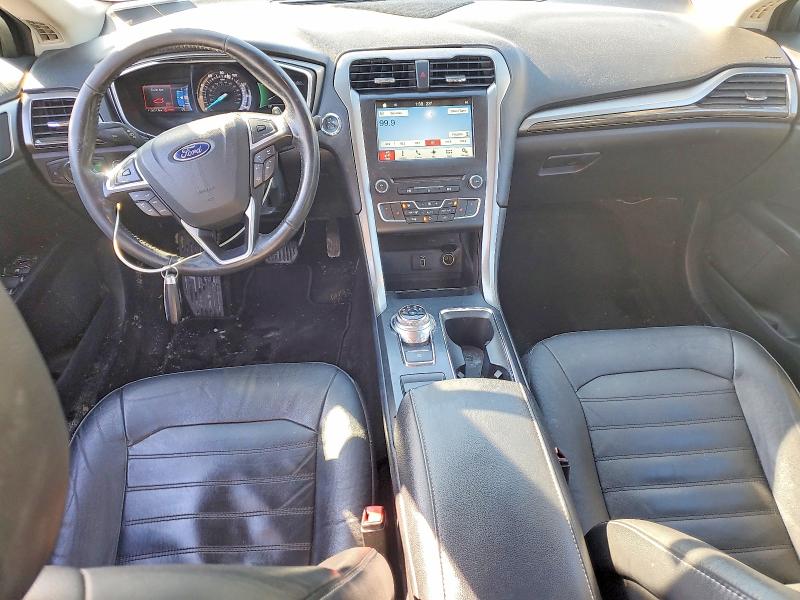 Photo 8 from auction – 2017 FORD FUSION with VIN 3FA6P0HD1HR153968