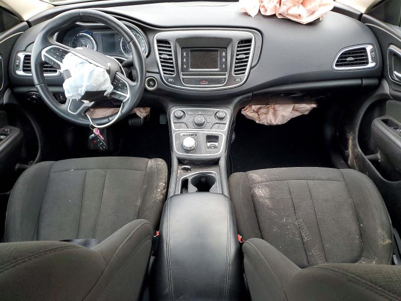 Photo 8 from auction – 2016 CHRYSLER 200 LIMITE with VIN 1C3CCCAB2GN127453