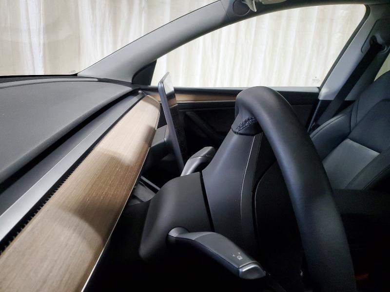 Photo 9 from auction – 2023 TESLA MODEL Y with VIN 7SAYGDEE7PF925982