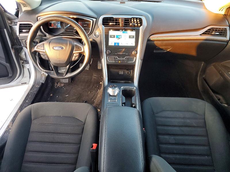 Photo 8 from auction – 2019 FORD FUSION with VIN 3FA6P0HD7KR217566