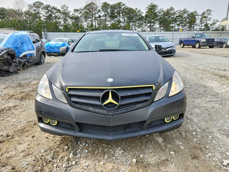 Photo 5 from auction – 2010 MERCEDES-BENZ E with VIN WDDKJ5GB0AF054011