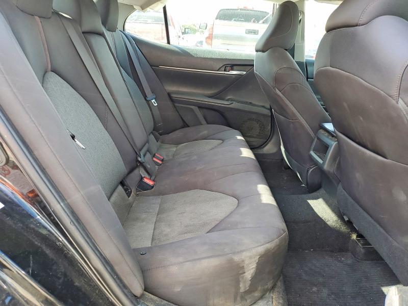Photo 10 from auction – 2018 TOYOTA CAMRY L with VIN 4T1B11HK4JU567786